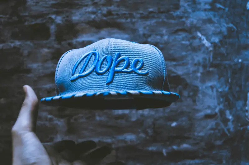 Broderie sur casquette entreprise
