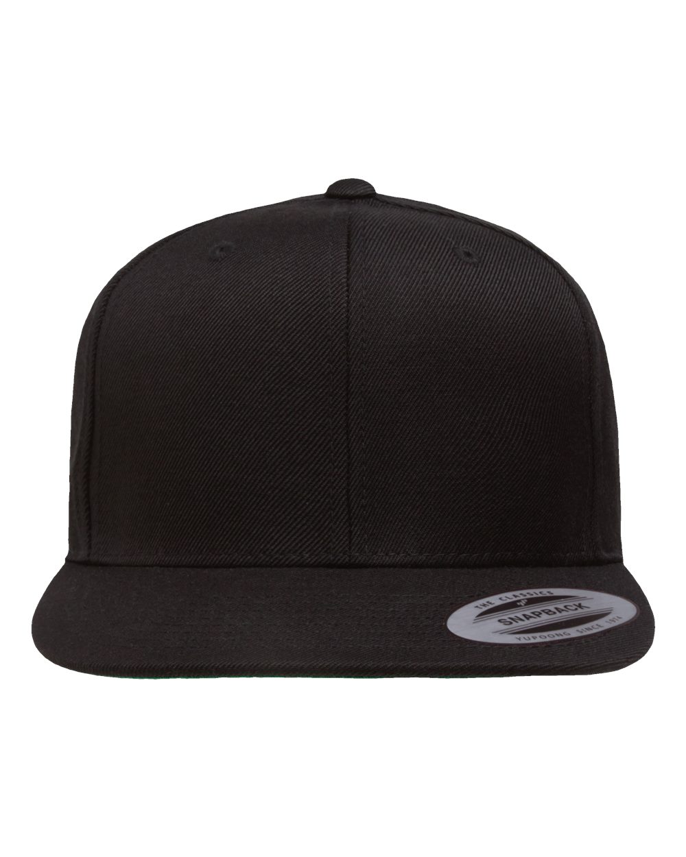 Casquette YP Classics 6089M noire à visière plate, modèle vierge vu de face